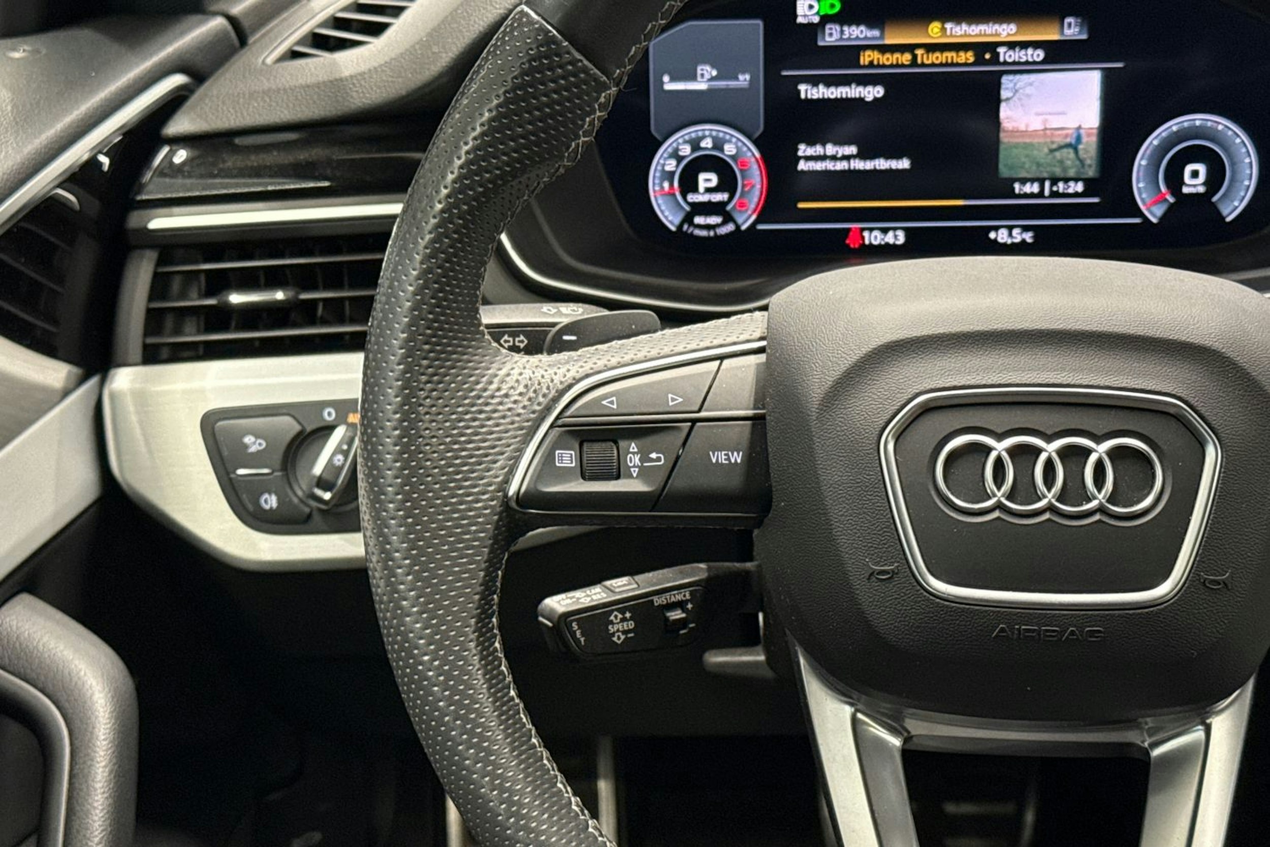 musta Audi A4 2021 kuva 15.