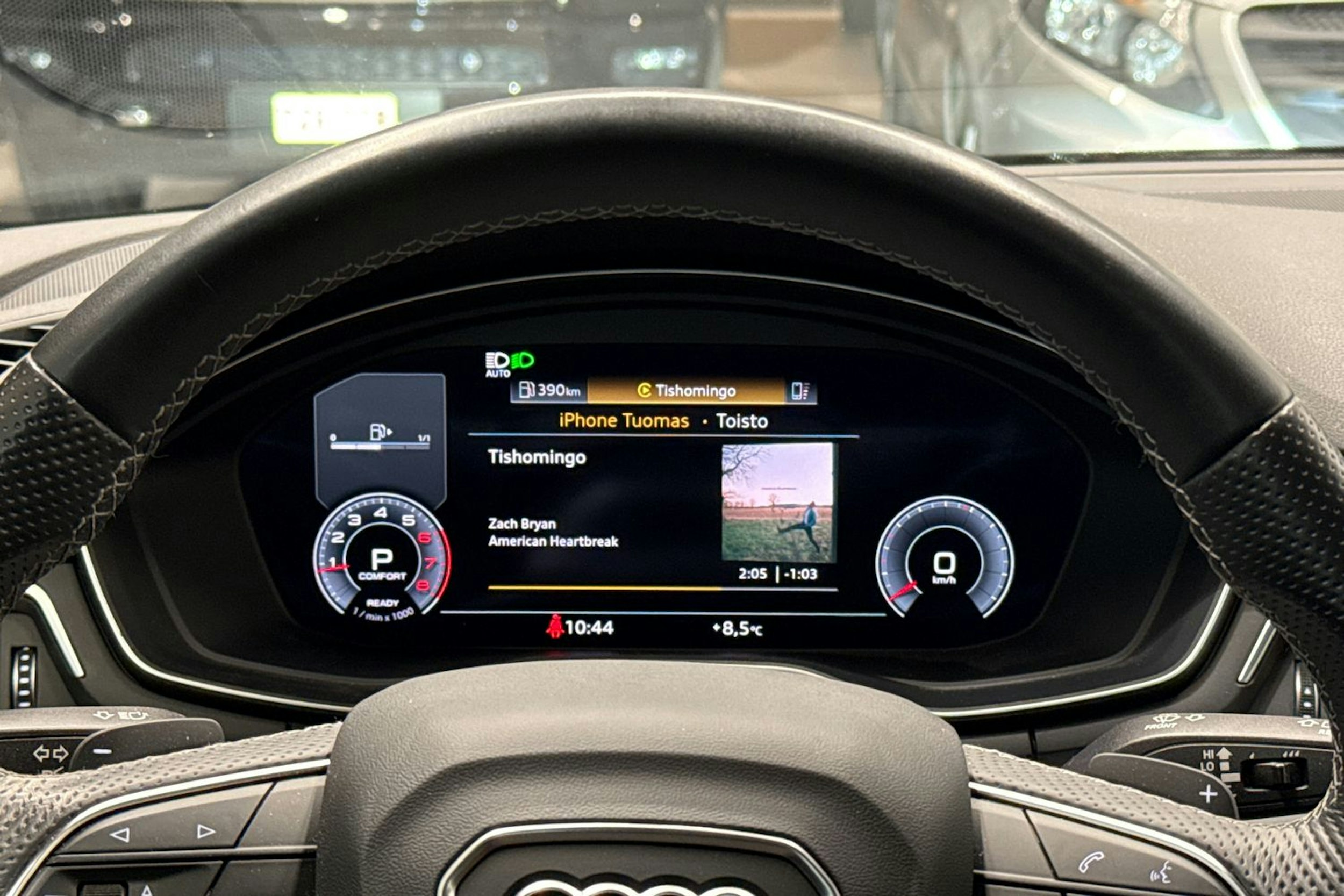 musta Audi A4 2021 kuva 17.