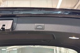 musta Audi A4 2021 kuva 21.