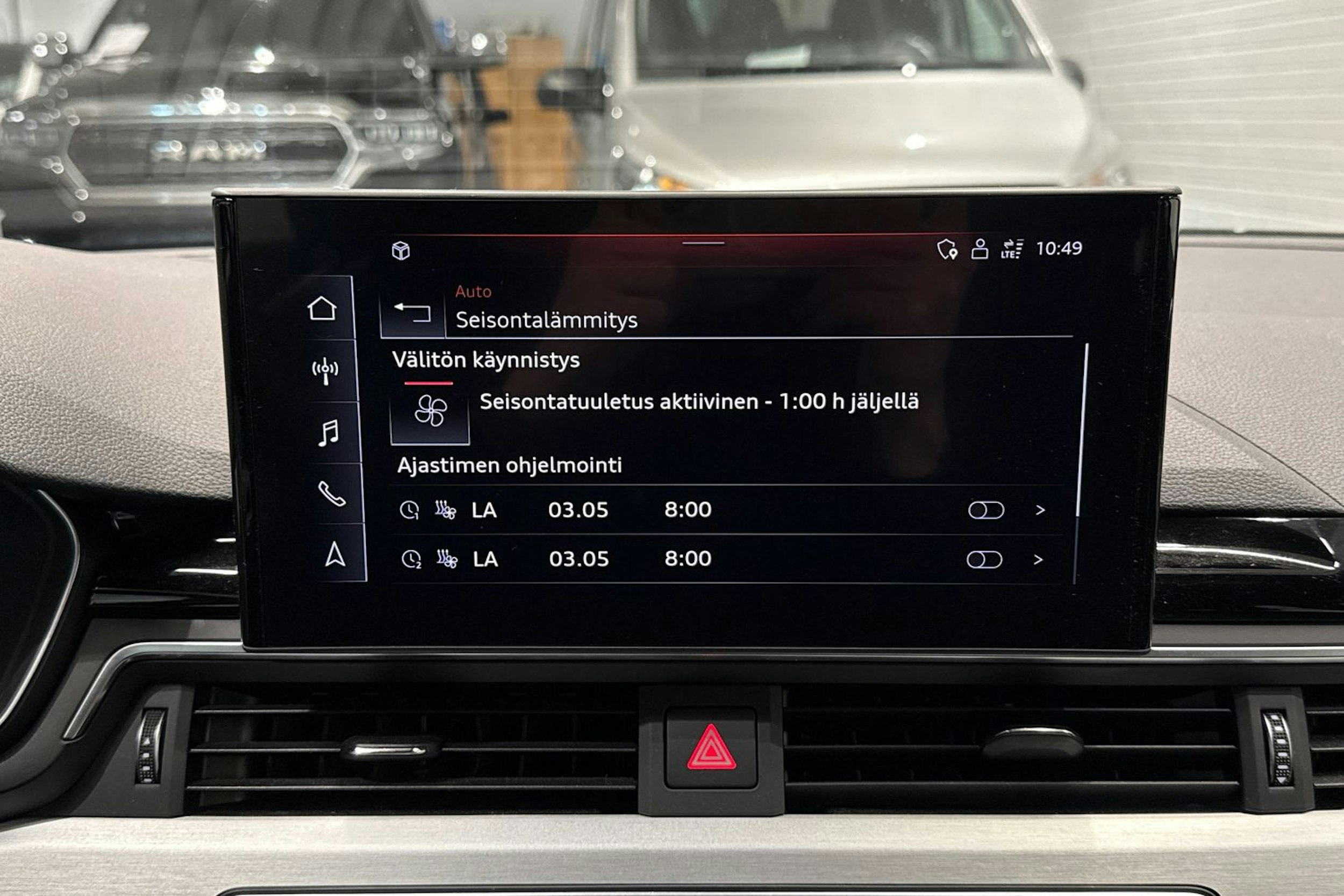 musta Audi A4 2021 kuva 27.