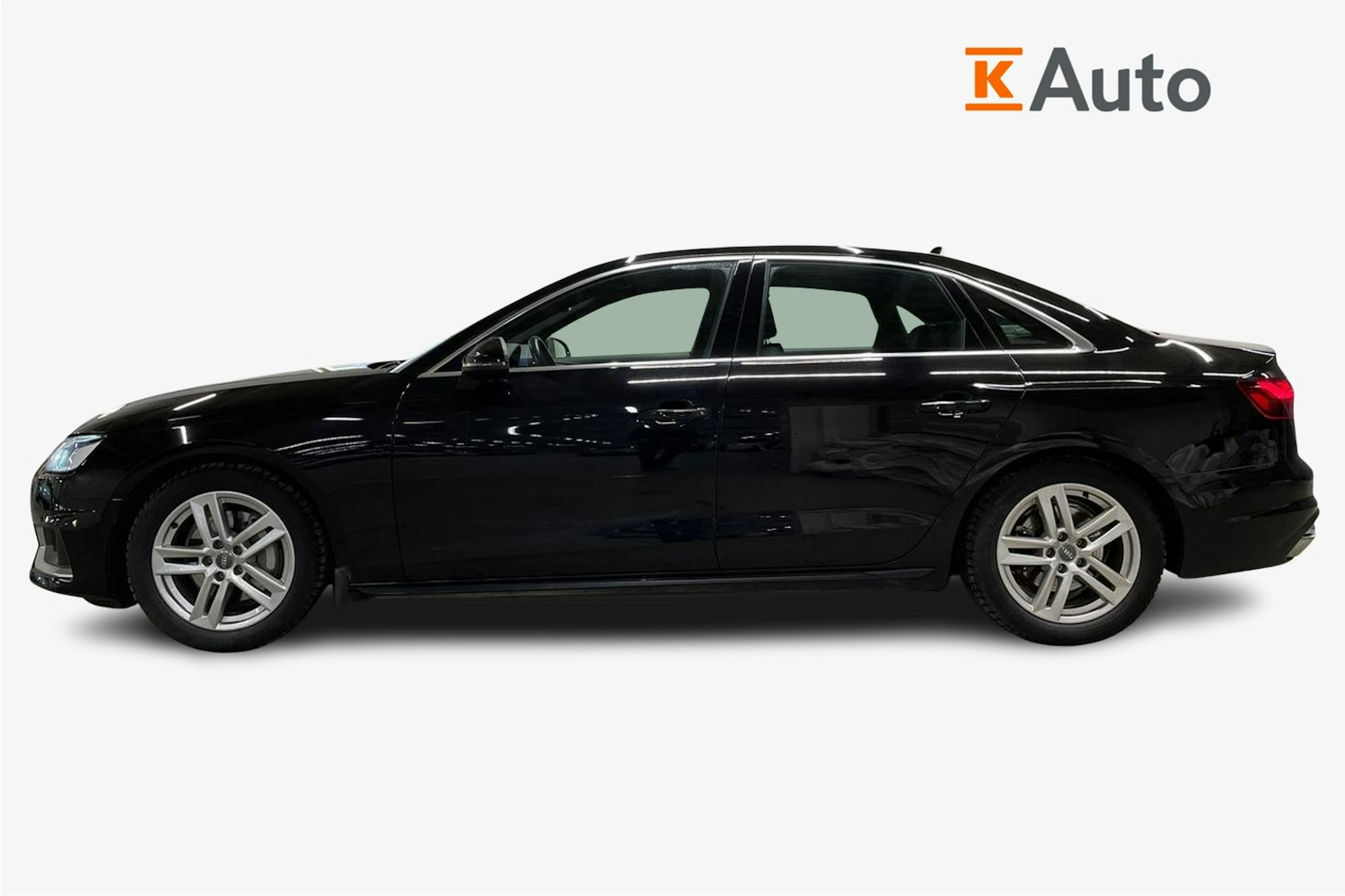 musta Audi A4 2021 kuva 5.