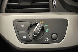 musta Audi A4 2021 kuva 21.