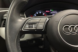 musta Audi A4 2021 kuva 22.