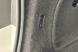 valkoinen Audi A4 2021 kuva 23.