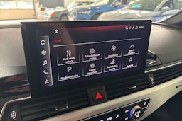 valkoinen Audi A4 2021 kuva 24.