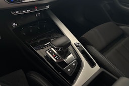 valkoinen Audi A4 2021 kuva 29.