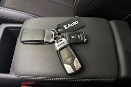 valkoinen Audi A4 2021 kuva 31.