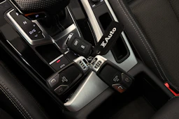 valkoinen Audi A4 2021 kuva 34.