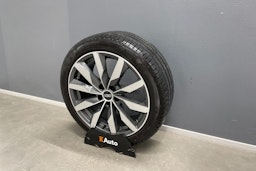 valkoinen Audi A4 2021 kuva 11.