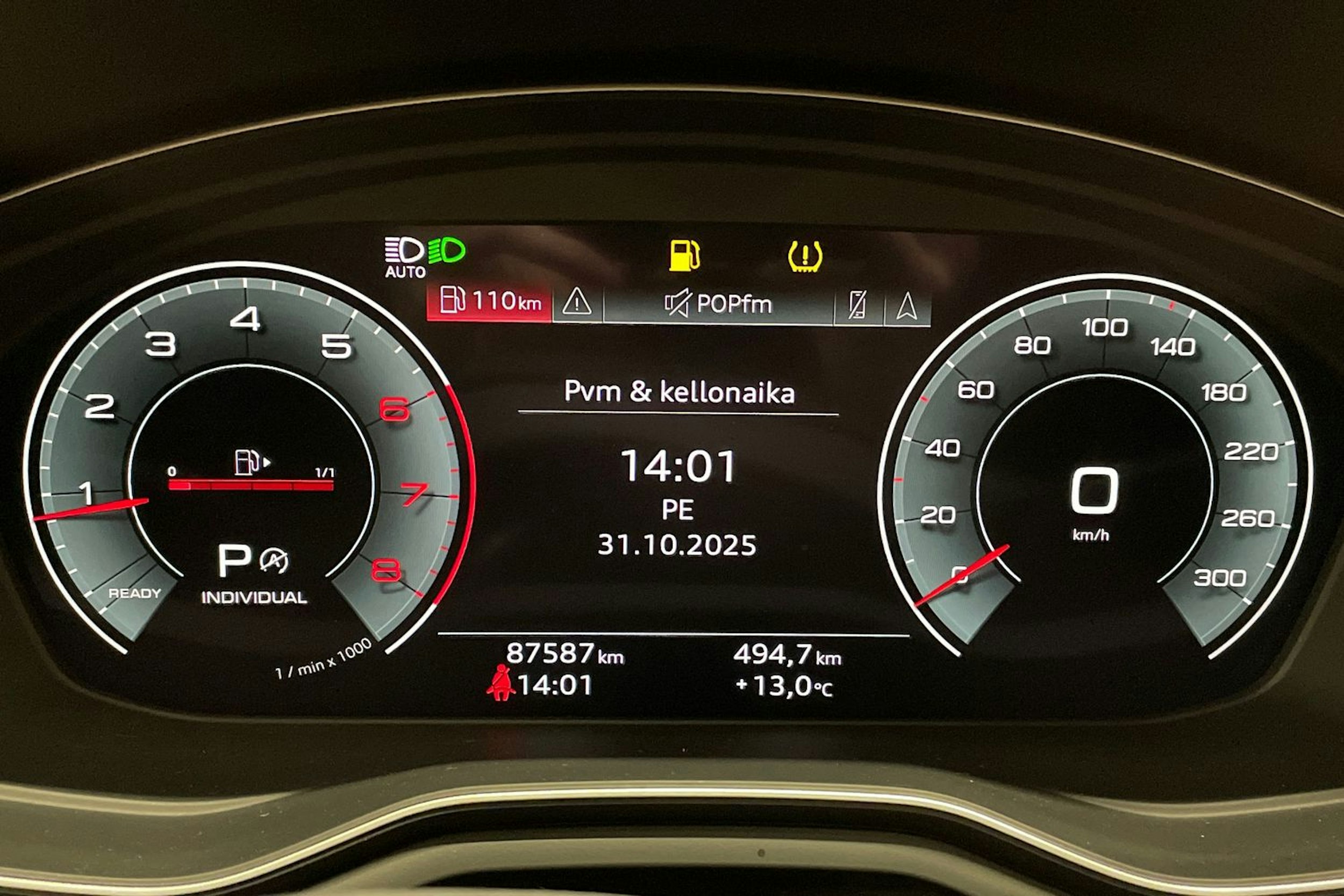 valkoinen Audi A4 2021 kuva 13.