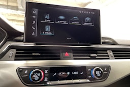 valkoinen Audi A4 2021 kuva 15.