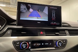 valkoinen Audi A4 2021 kuva 19.