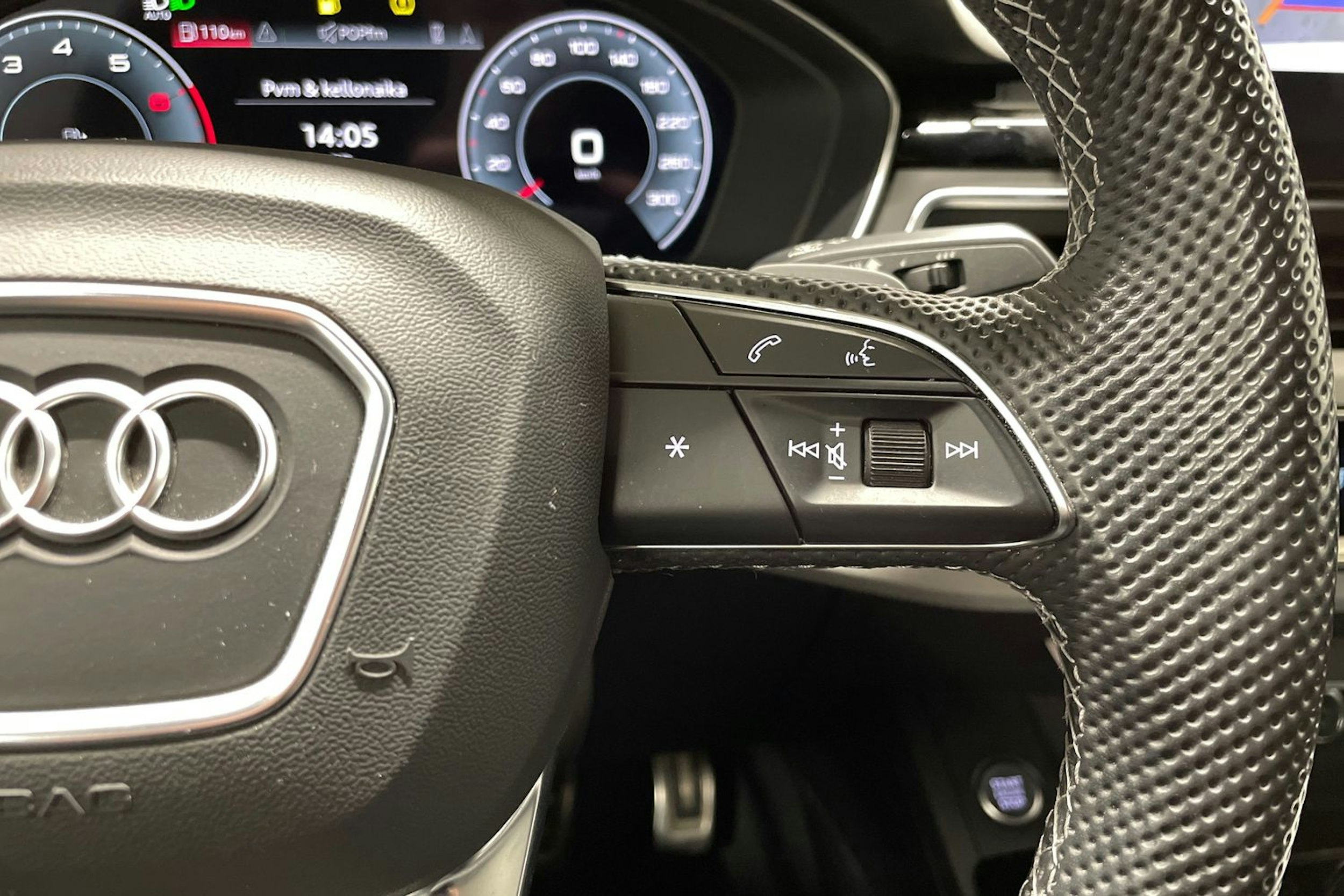 valkoinen Audi A4 2021 kuva 23.