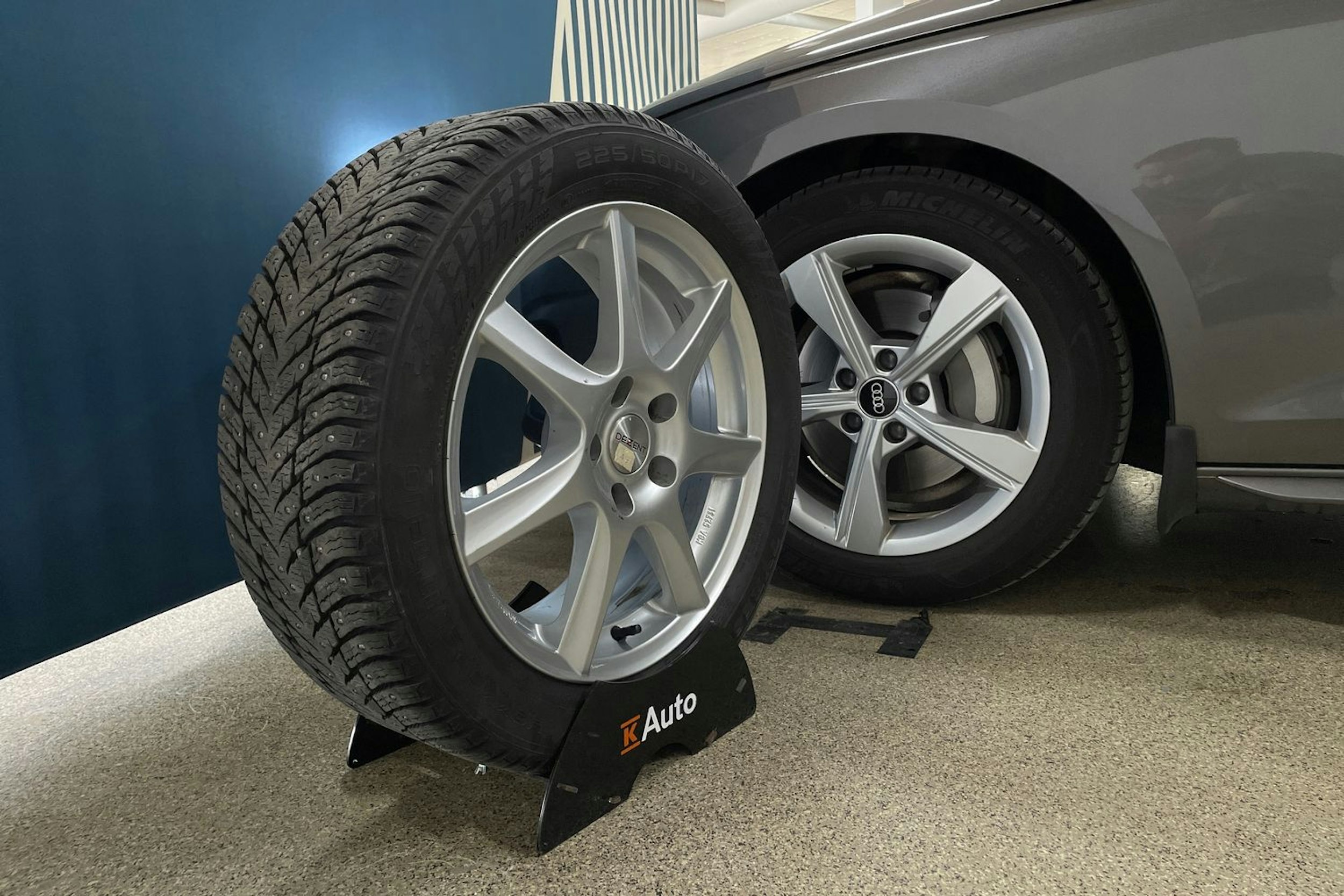 vihreä Audi A4 2021 kuva 13.