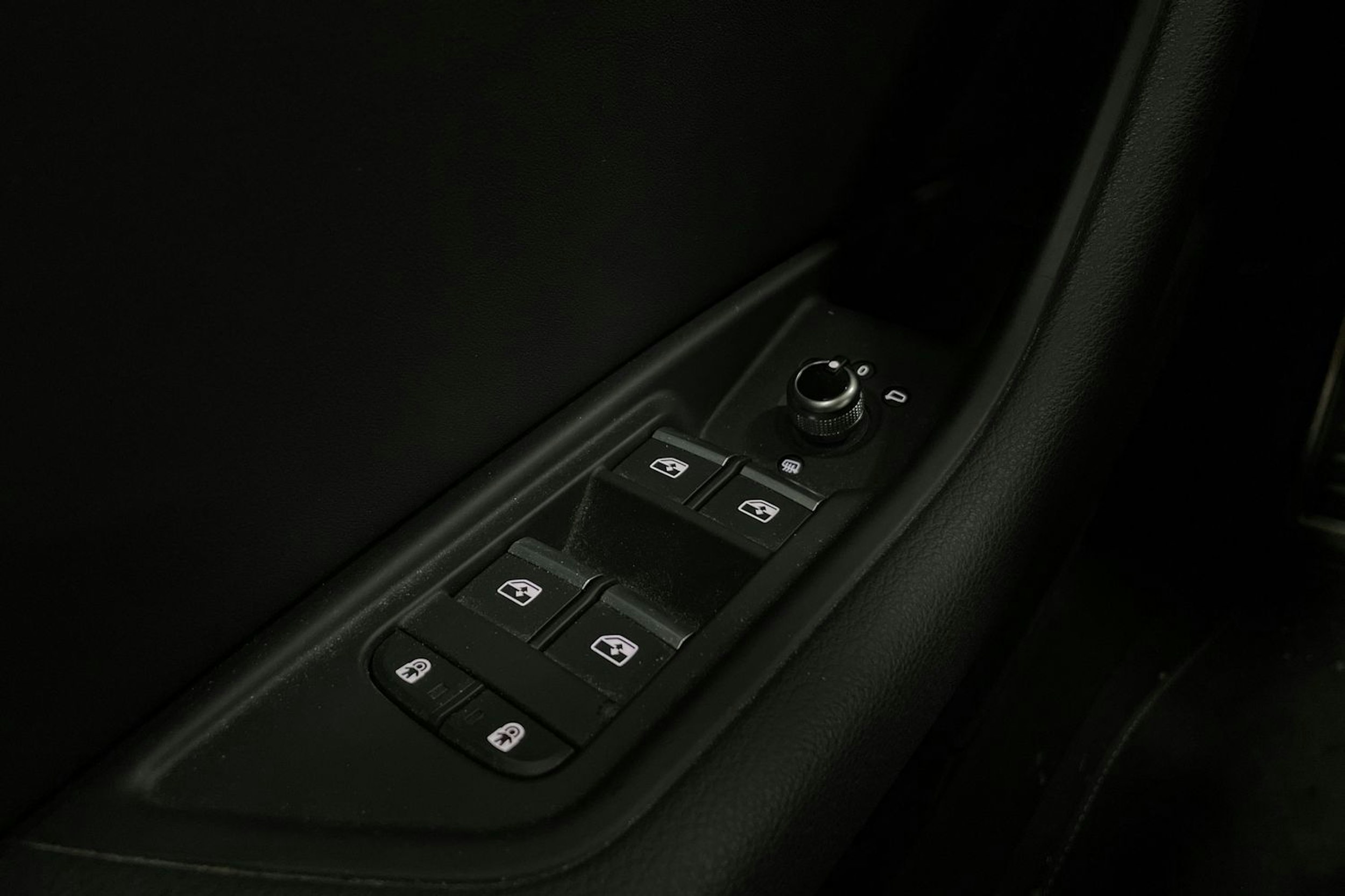 vihreä Audi A4 2021 kuva 20.