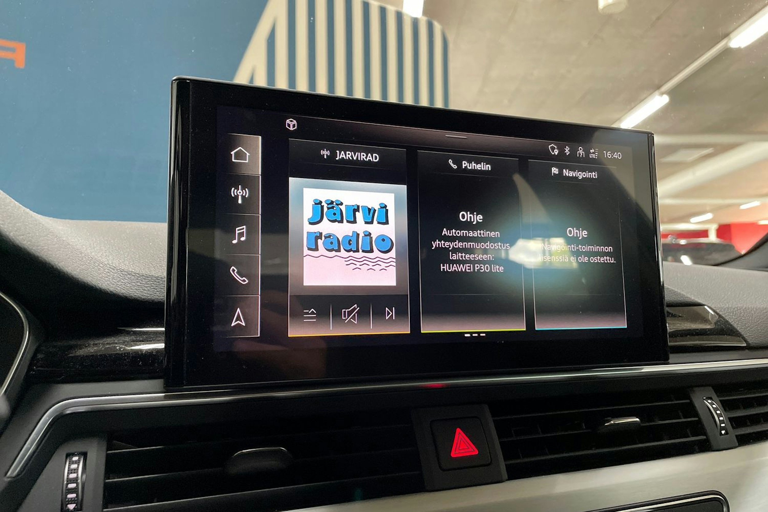 vihreä Audi A4 2021 kuva 22.