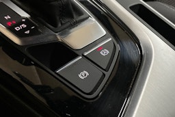 vihreä Audi A4 2021 kuva 36.