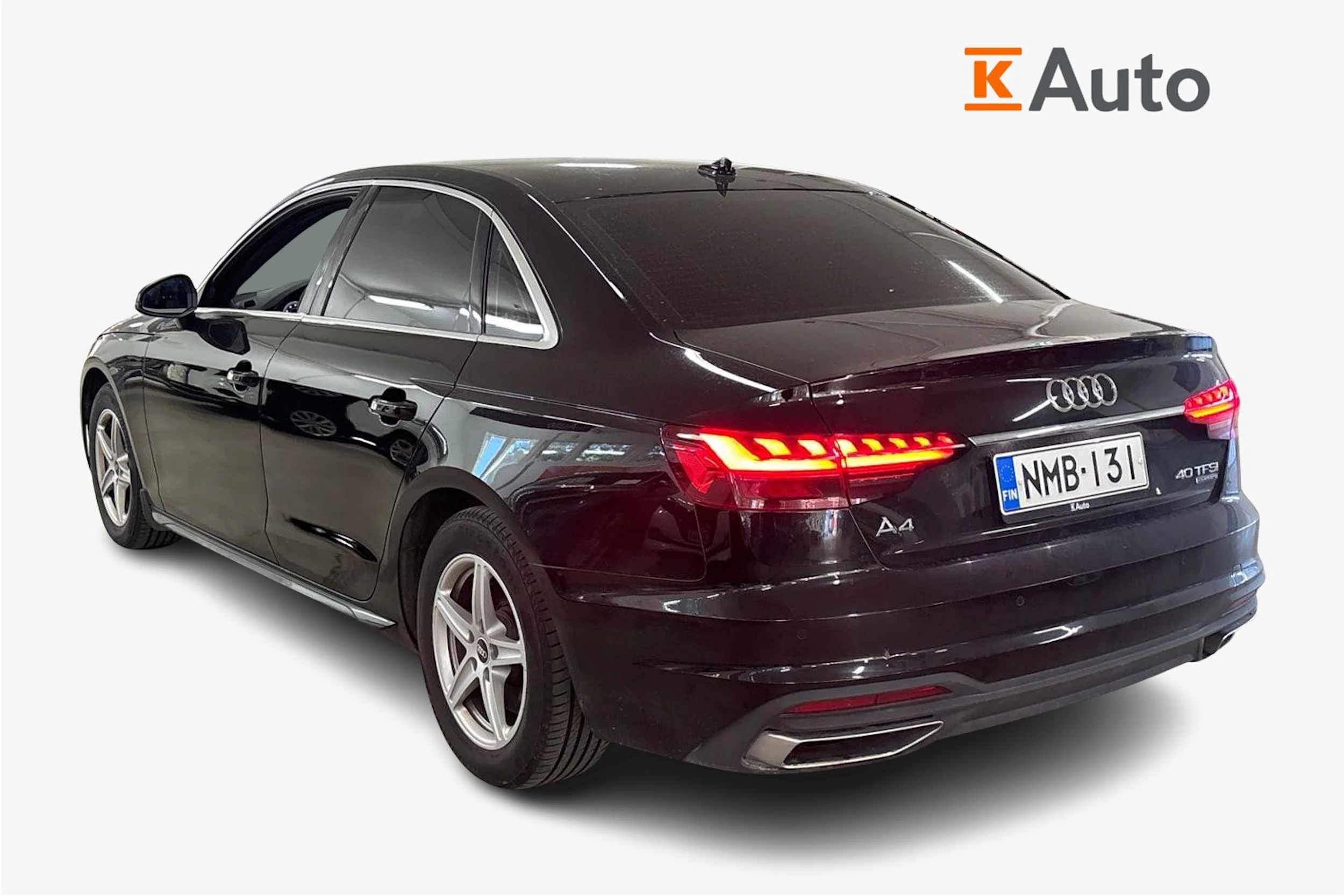musta Audi A4 2021 kuva 2.