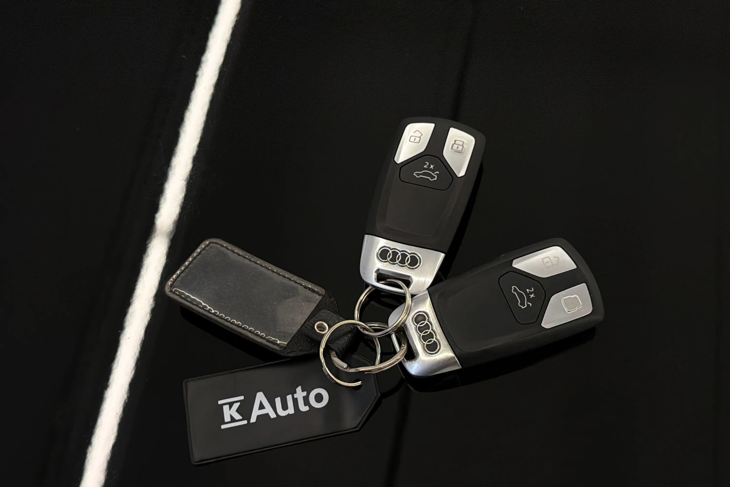 musta Audi A4 2021 kuva 33.