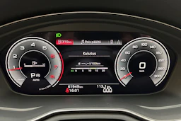 Musta Audi A4 2021 kuva 20.