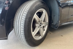 musta Audi A4 2021 kuva 10.