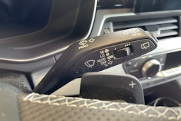 musta Audi A4 2021 kuva 19.