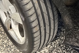 musta Audi A4 2021 kuva 33.