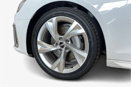 valkoinen Audi A4 2021 kuva 9.