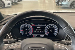 valkoinen Audi A4 2021 kuva 13.