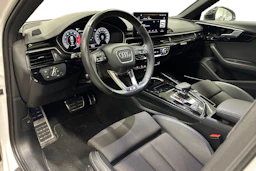 valkoinen Audi A4 2021 kuva 3.