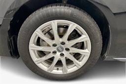 musta Audi A4 2021 kuva 11.