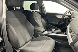 musta Audi A4 2021 kuva 14.
