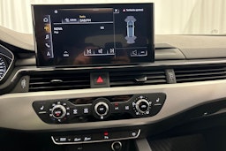 musta Audi A4 2021 kuva 24.