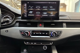 valkoinen Audi A4 2021 kuva 22.