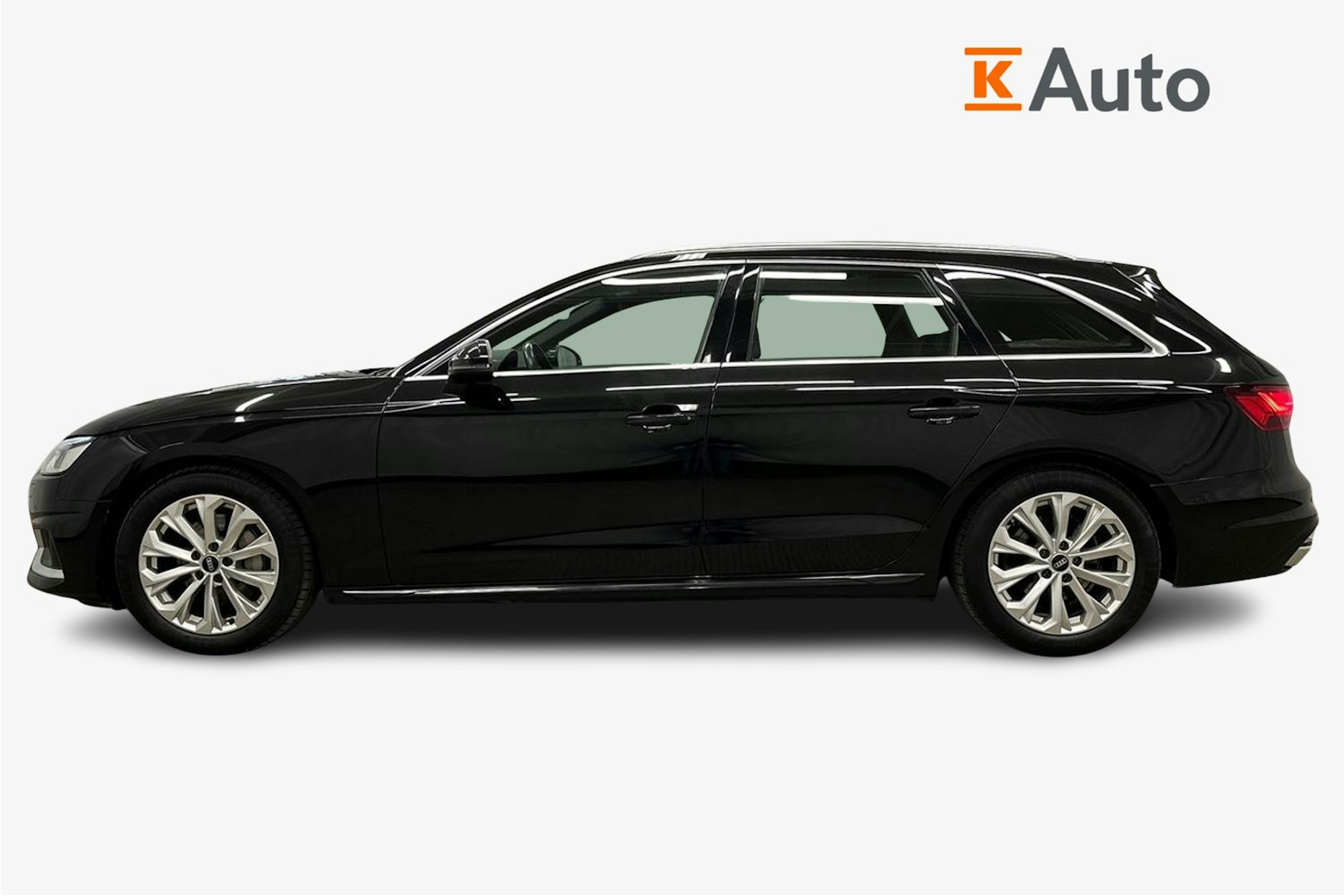 musta Audi A4 2021 kuva 6.