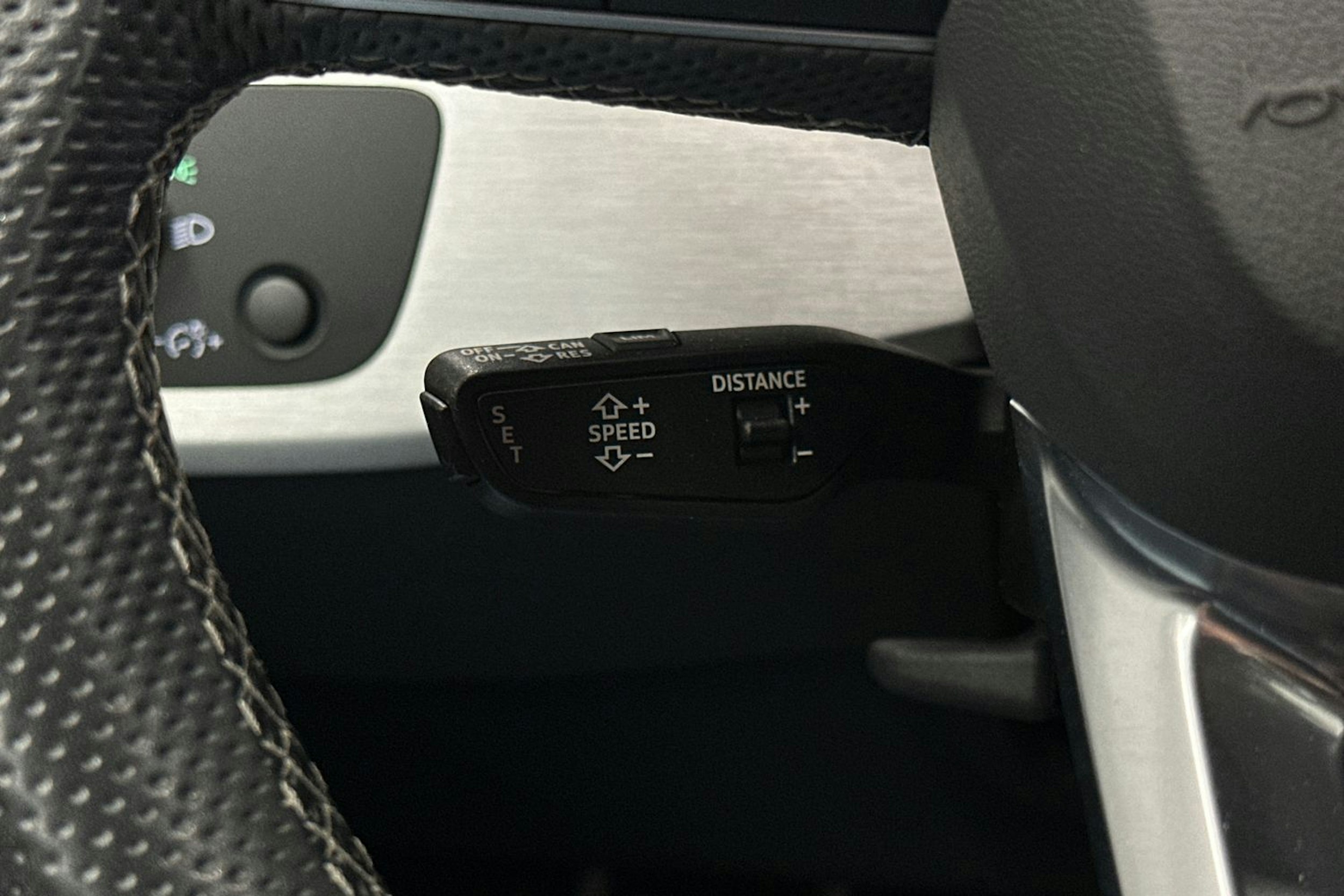 musta Audi A4 2021 kuva 20.