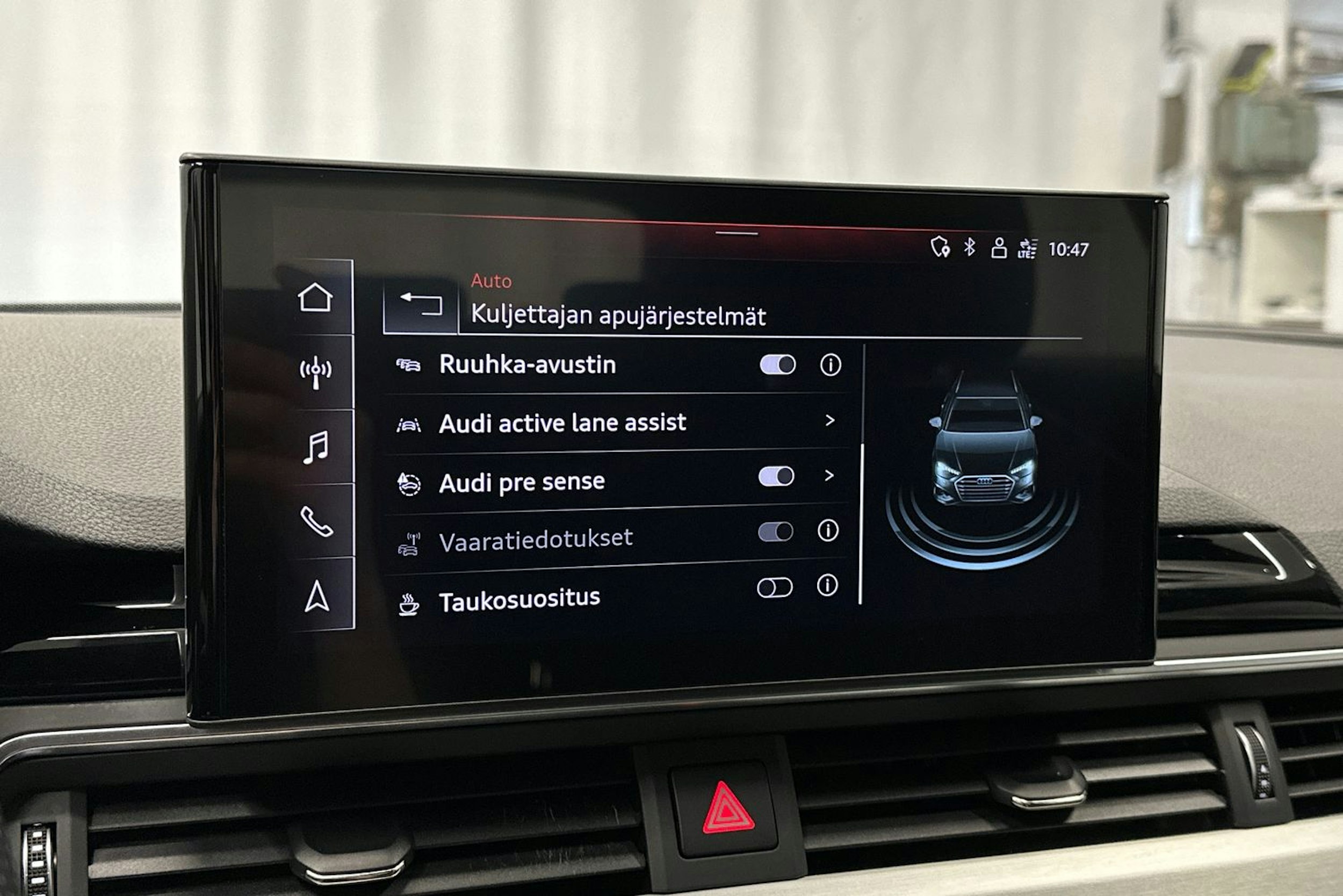 musta Audi A4 2021 kuva 29.