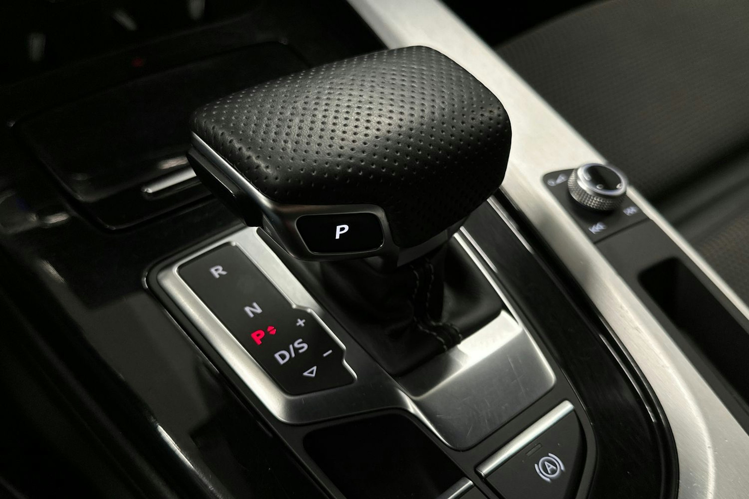 musta Audi A4 2021 kuva 31.