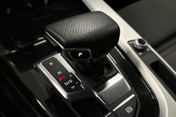 musta Audi A4 2021 kuva 31.