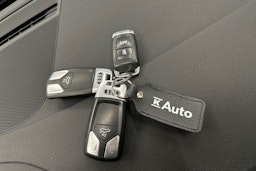 musta Audi A4 2021 kuva 33.
