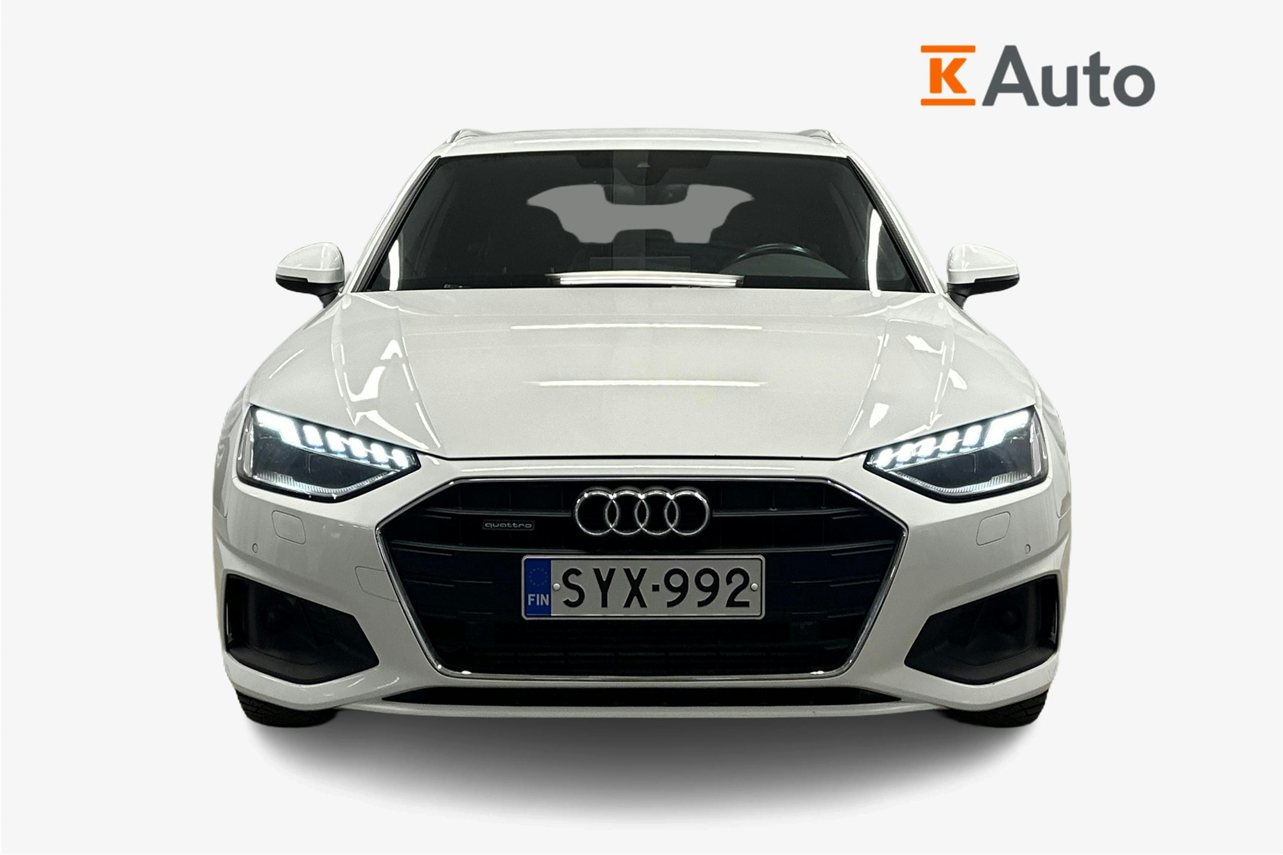 valkoinen Audi A4 2021 kuva 5.