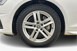 valkoinen Audi A4 2021 kuva 11.