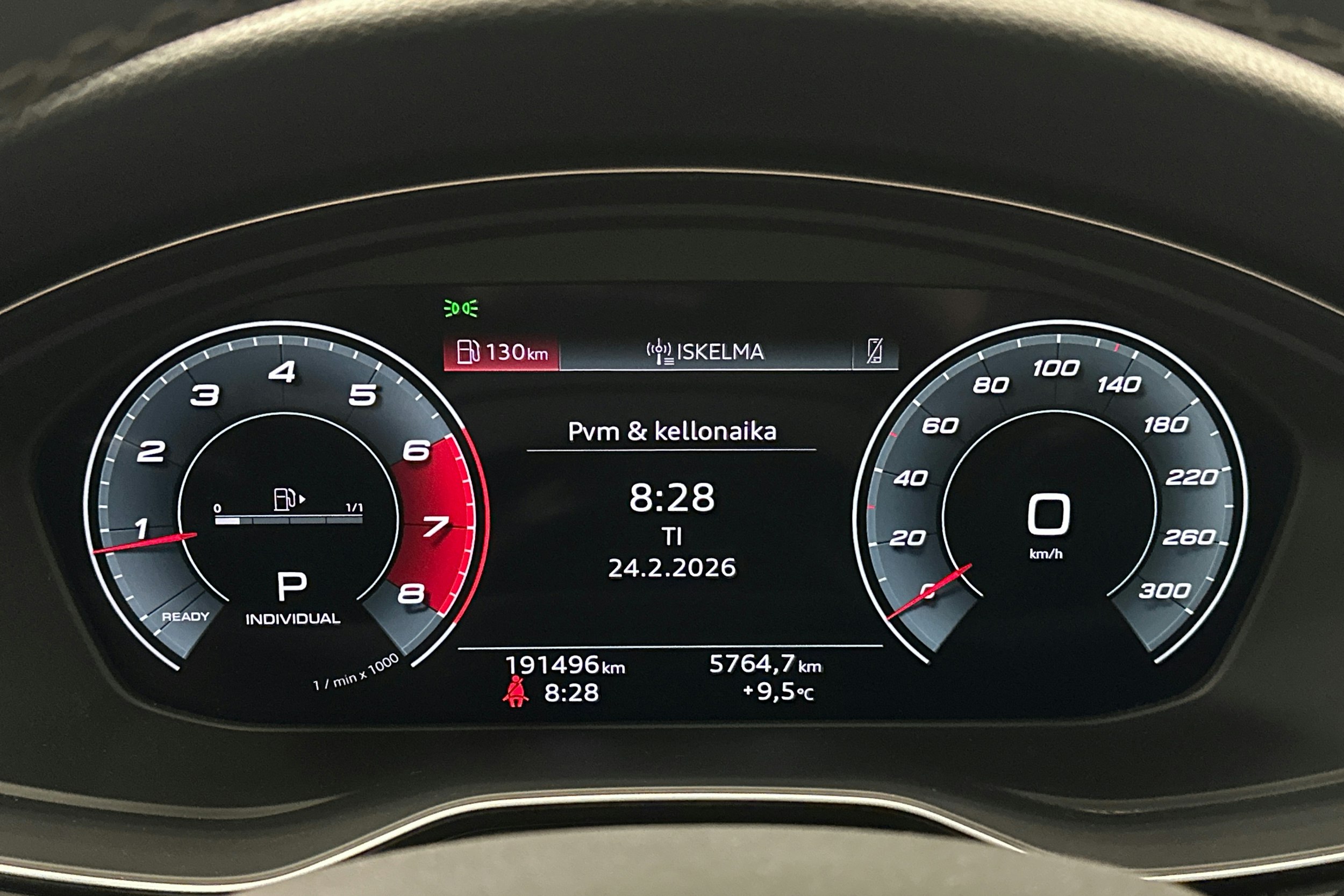 valkoinen Audi A4 2021 kuva 23.