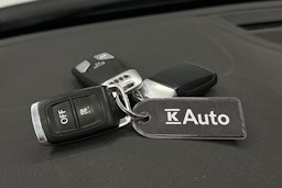 valkoinen Audi A4 2021 kuva 31.