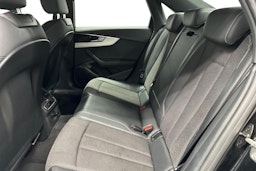 musta Audi A4 2021 kuva 10.