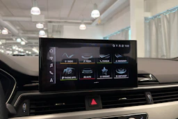 Valkoinen Audi A4 2021 kuva 26.