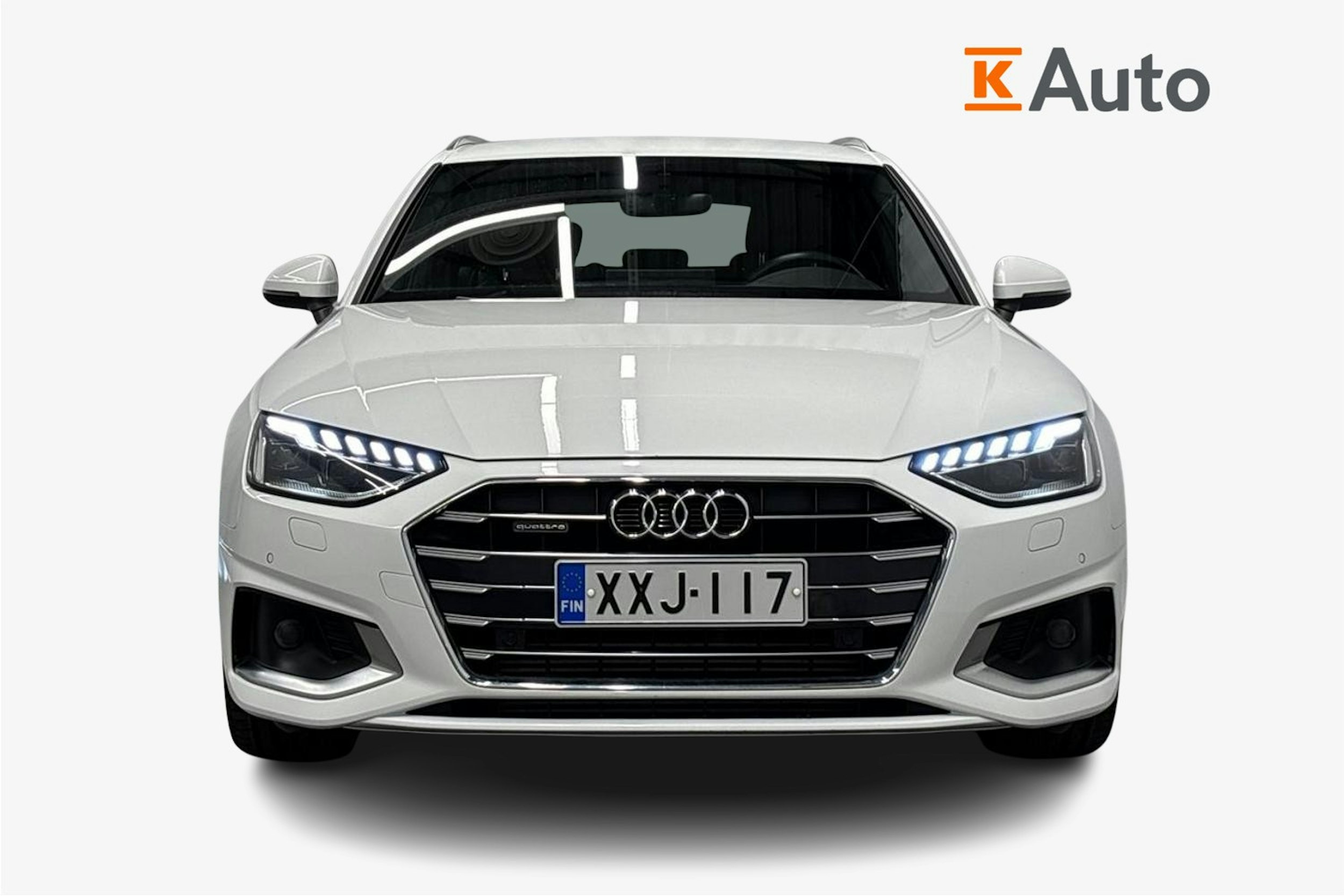 valkoinen Audi A4 2021 kuva 5.