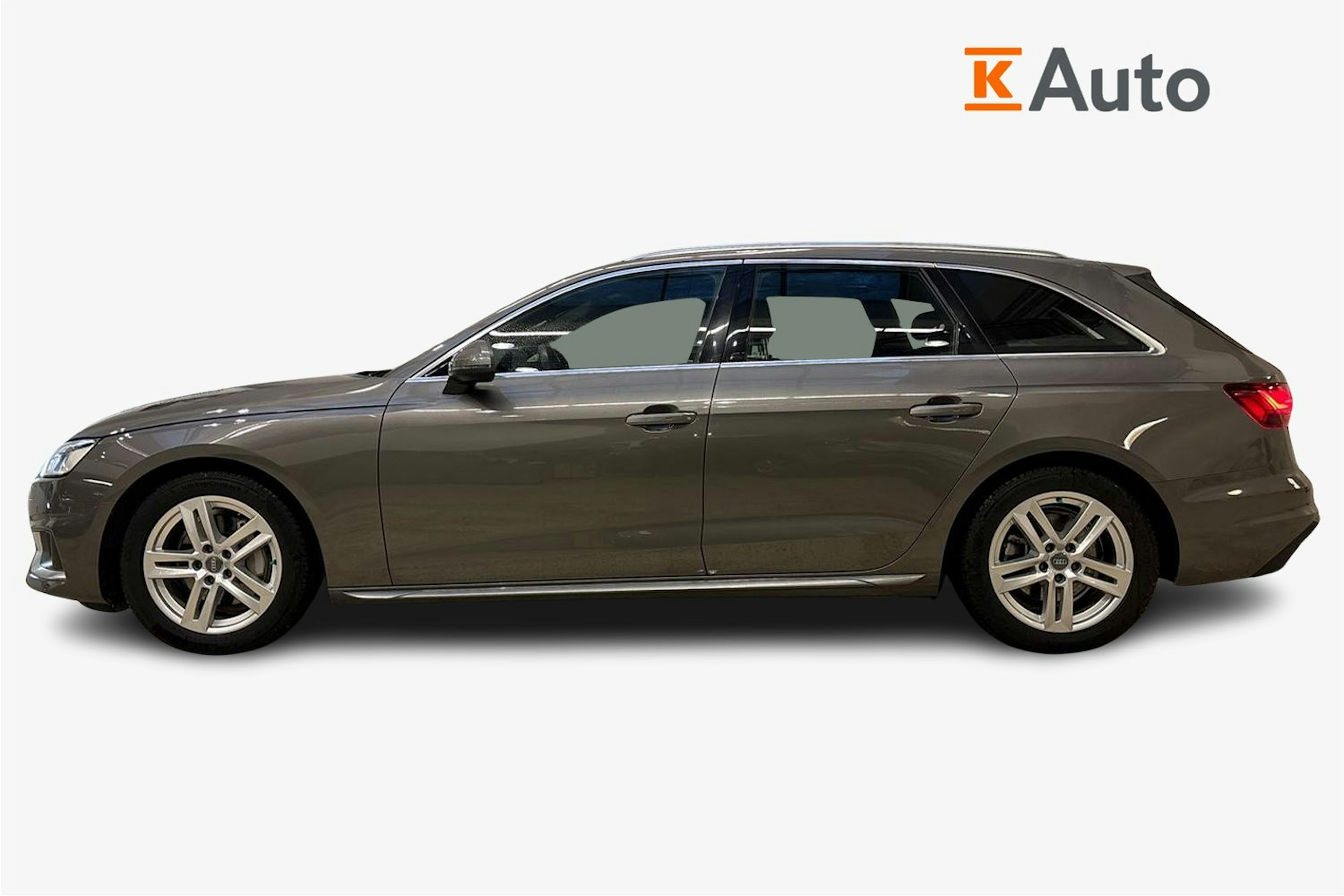 harmaa Audi A4 2021 kuva 6.