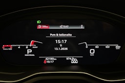 harmaa Audi A4 2021 kuva 21.