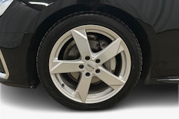 musta Audi A4 2021 kuva 11.